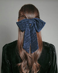 Nooki Crinkle Velvet Bow - Navy