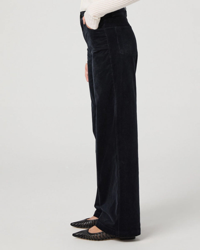 Paige Anessa 31 Utility Pockets Jeans - Navy