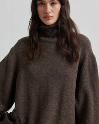 Second Female Alpha Knit - Delicioso