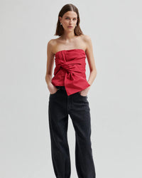 Second Female Bow Top - Persian Red