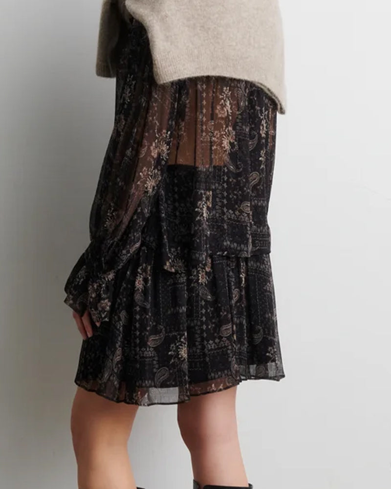 Second Female Paislia Short Skirt