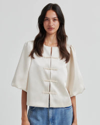 Second Female Perlla Blouse