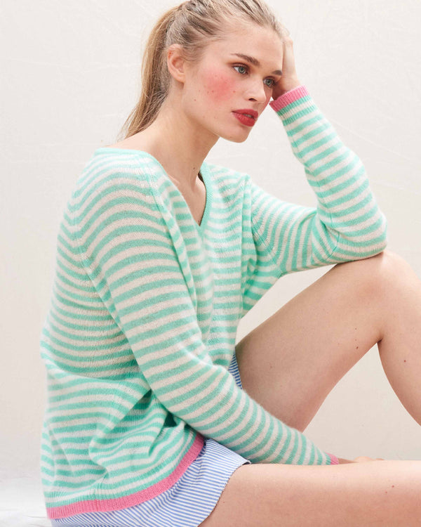 Jumper 1234 Little Stripe Vee Jumper - Green/Cream