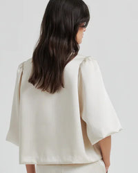 Second Female Perlla Blouse