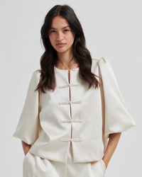 Second Female Perlla Blouse